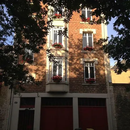 Chateau Fort Plein Cadre Appartamento Sedan