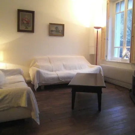 Appartamento Chateau Fort Plein Cadre Sedan